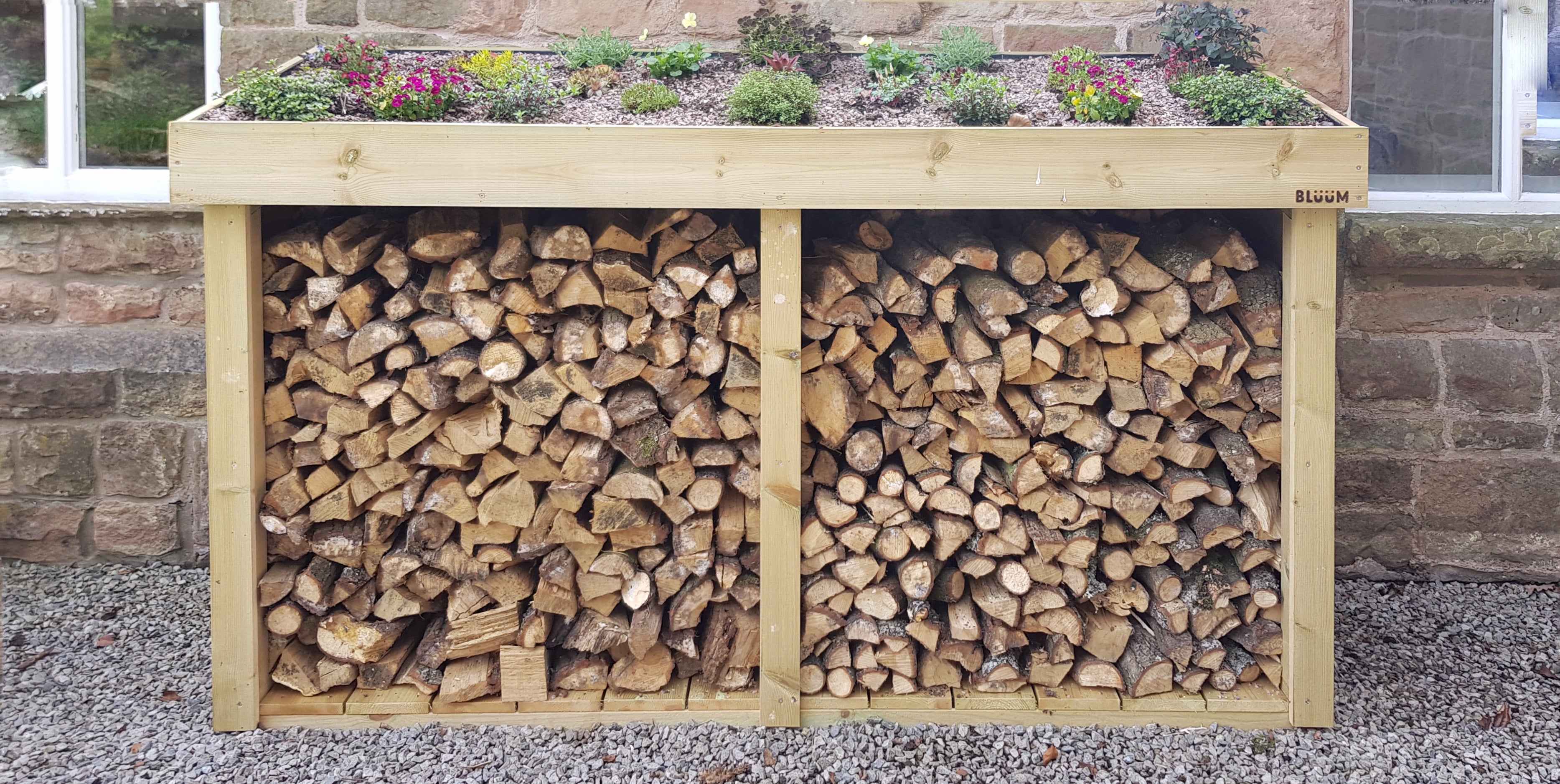 Nine tips for storing your logs this winter