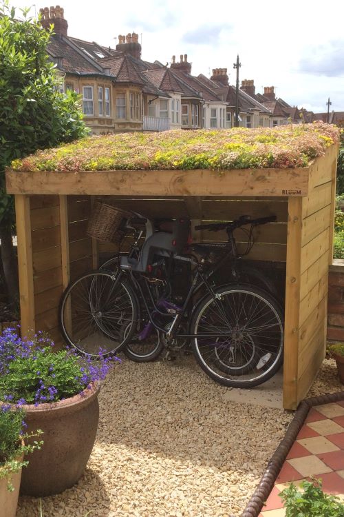 Bike storage with green roof